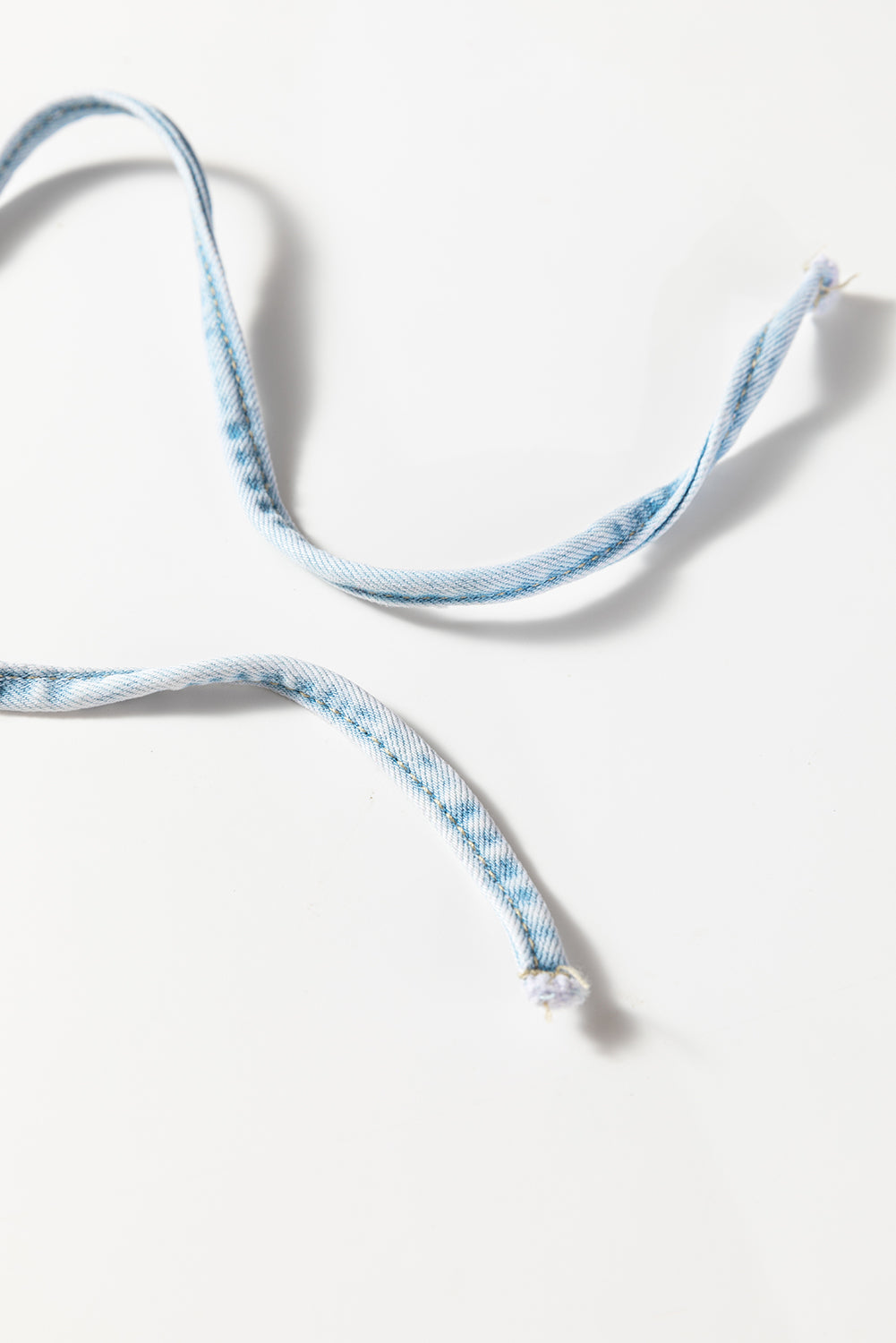 Exposed Stitch Detail Drawstring Barrel Jeans