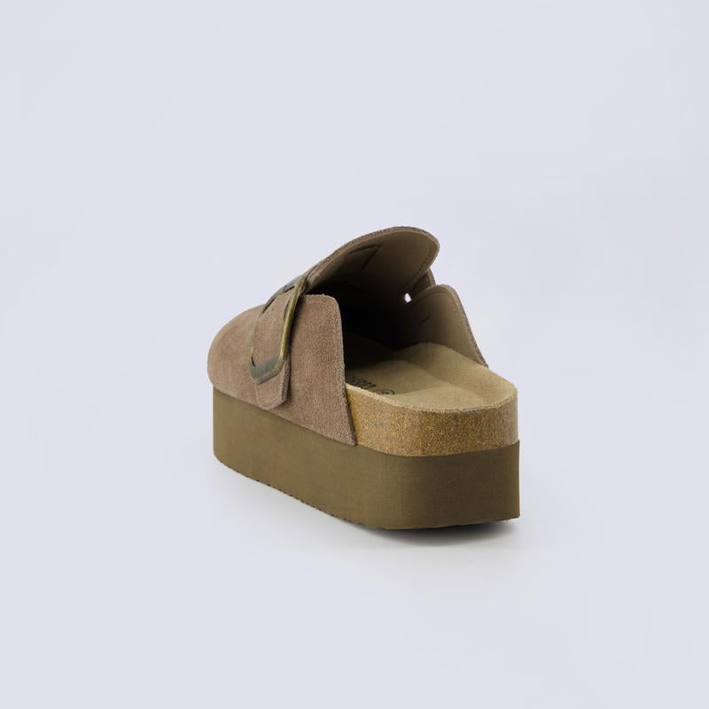 Cushionaire Women'S Granola 2 Suede Platform Clogs