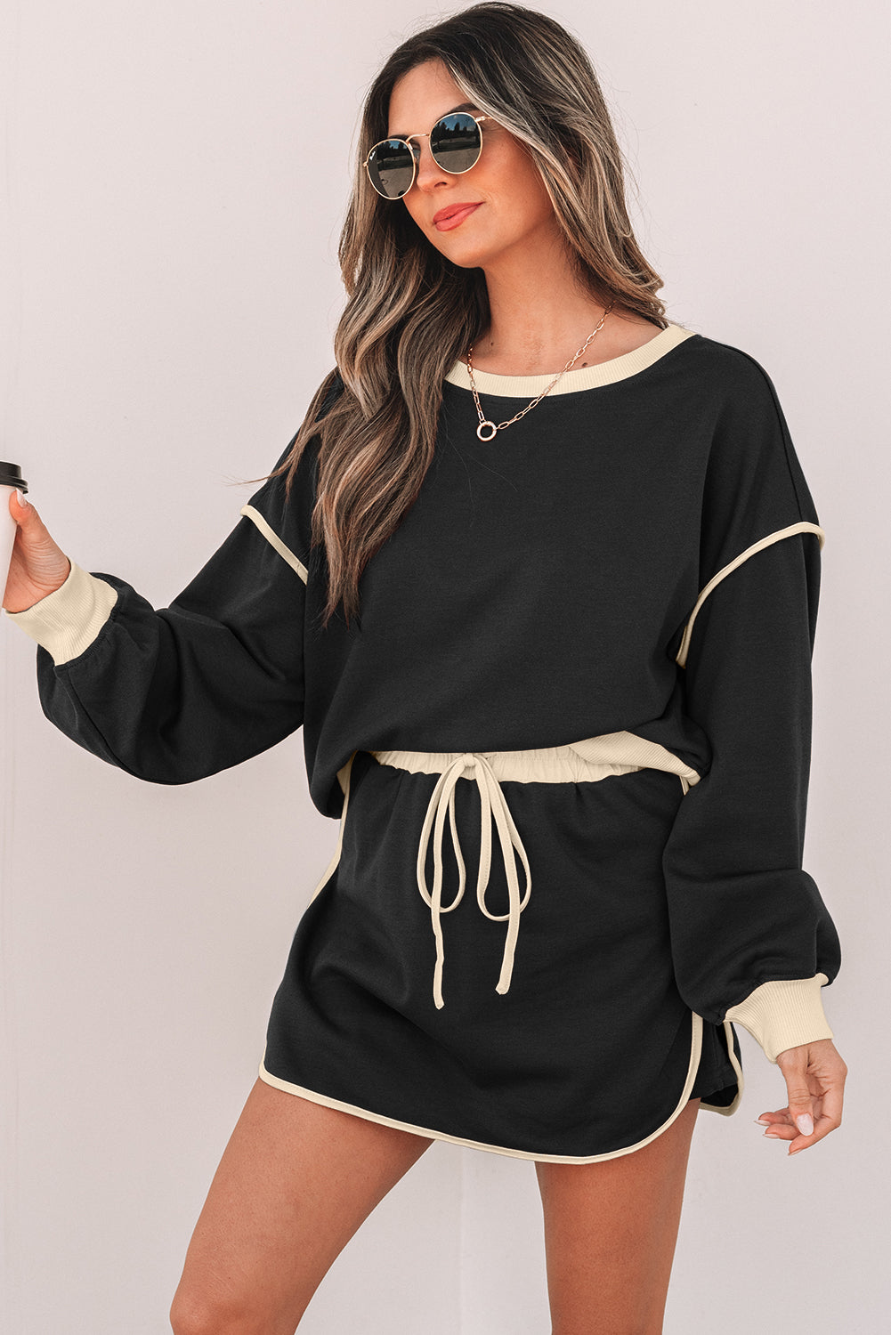 Black Color Contrast Loose Pullover and Tie Skort Set