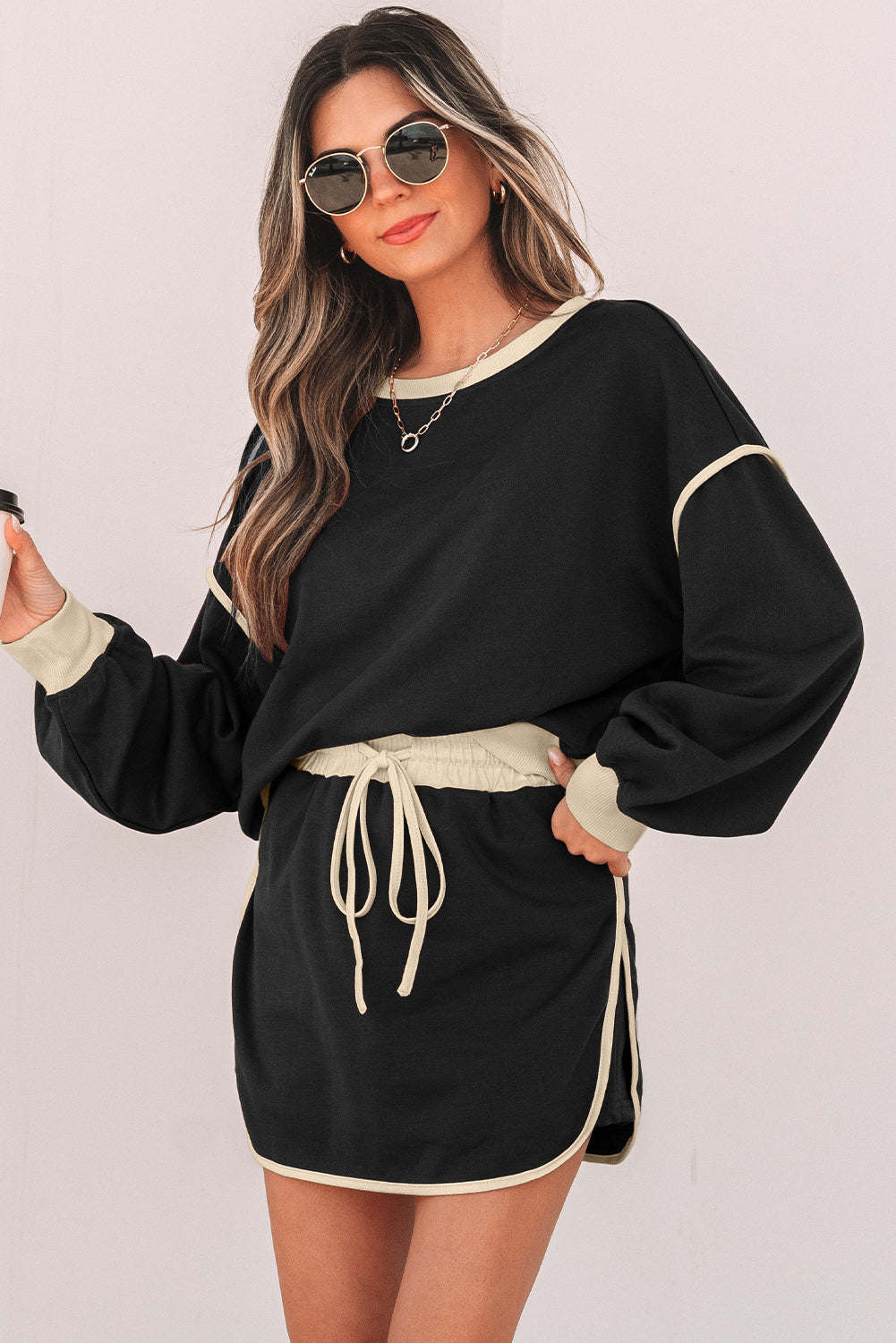 Black Color Contrast Loose Pullover and Tie Skort Set